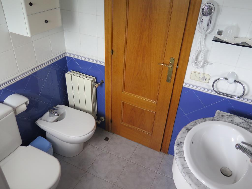 Apartaments El Ribal Valencia D'Aneu Екстер'єр фото